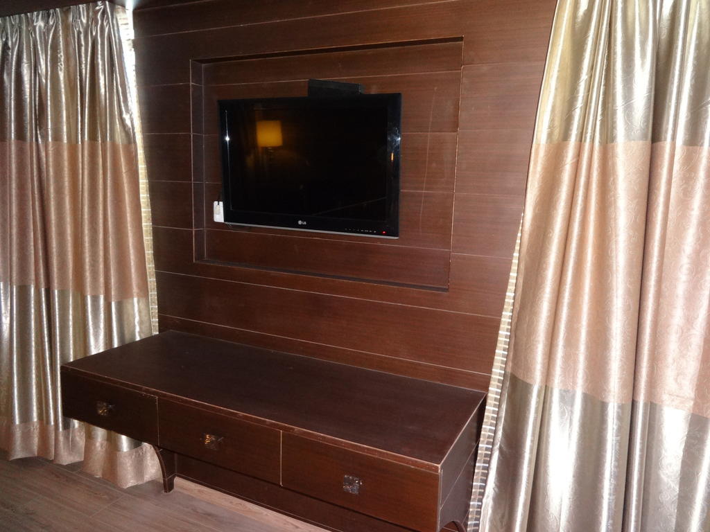 Hotel Patliputra Exotica Patna  Buitenkant foto